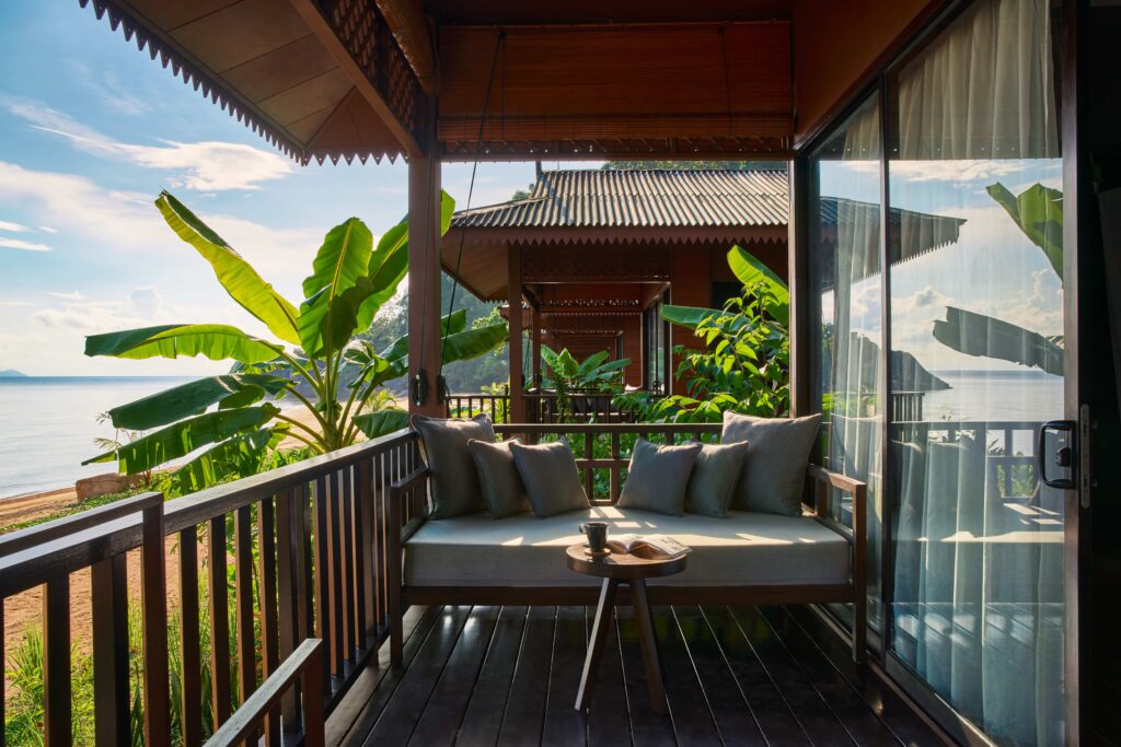 Beachfront Bungalows and Nature Immersion in Tioman Island Resort